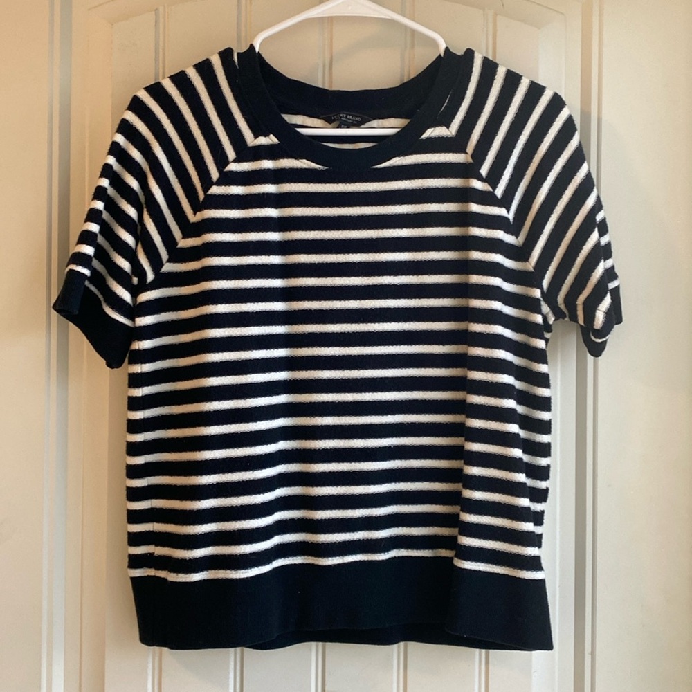 Lucky Brand 100% cotton comfy boxy black and ivory stripe short sleeve shirt